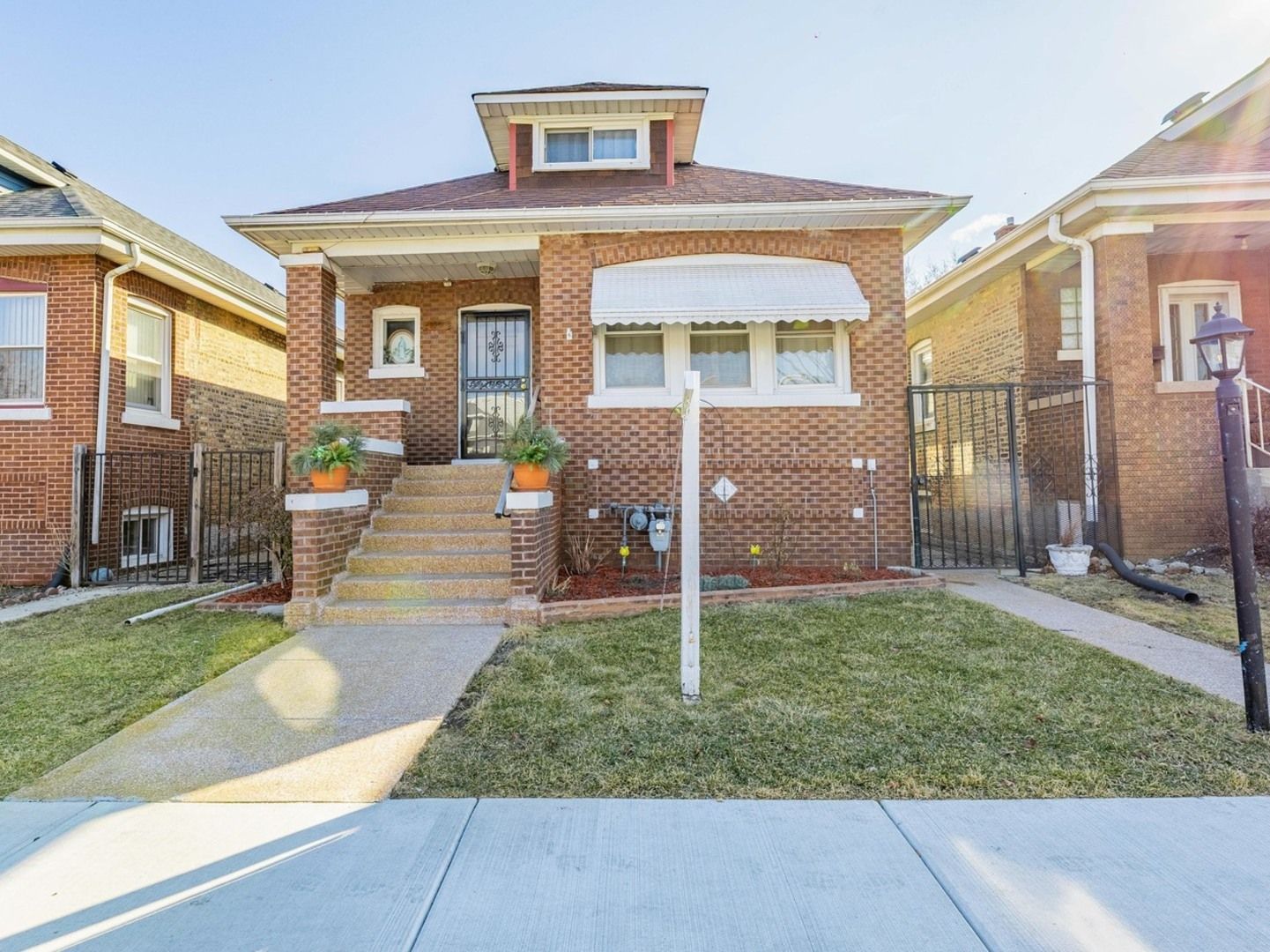 1905 50th Court — Cicero, IL 60804