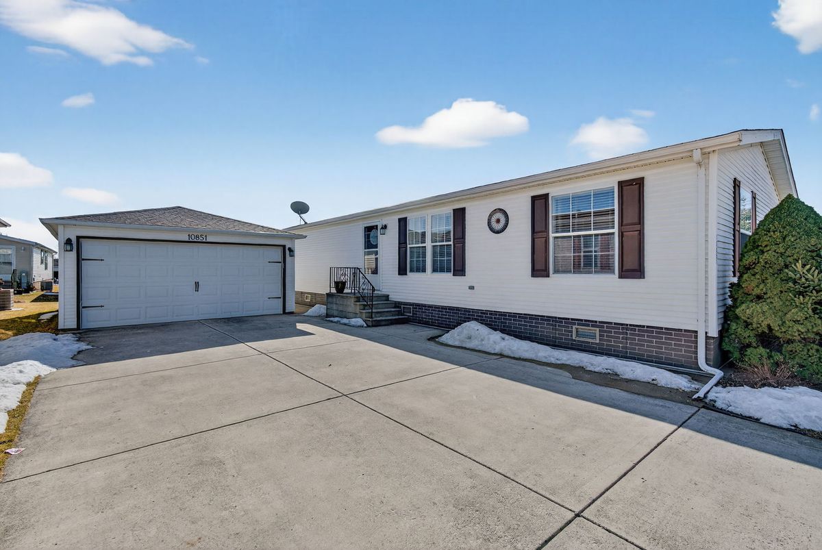 10851 La Costa Lane, Frankfort, IL 60423