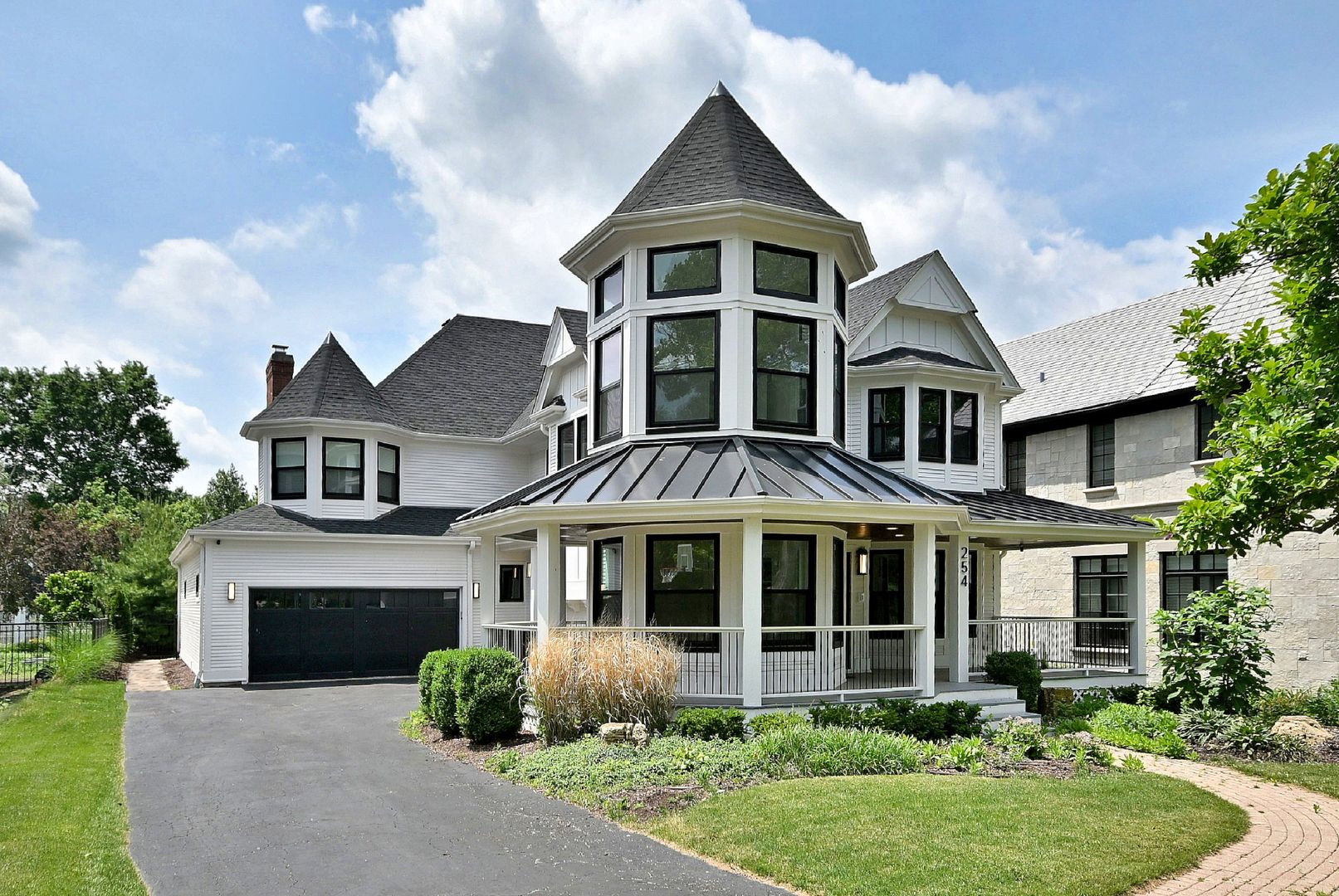 254 E South Street — Elmhurst, IL 60126