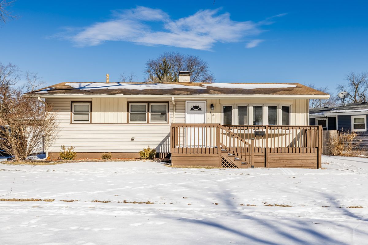 83 Indianwood Drive, Thornton, IL 60476