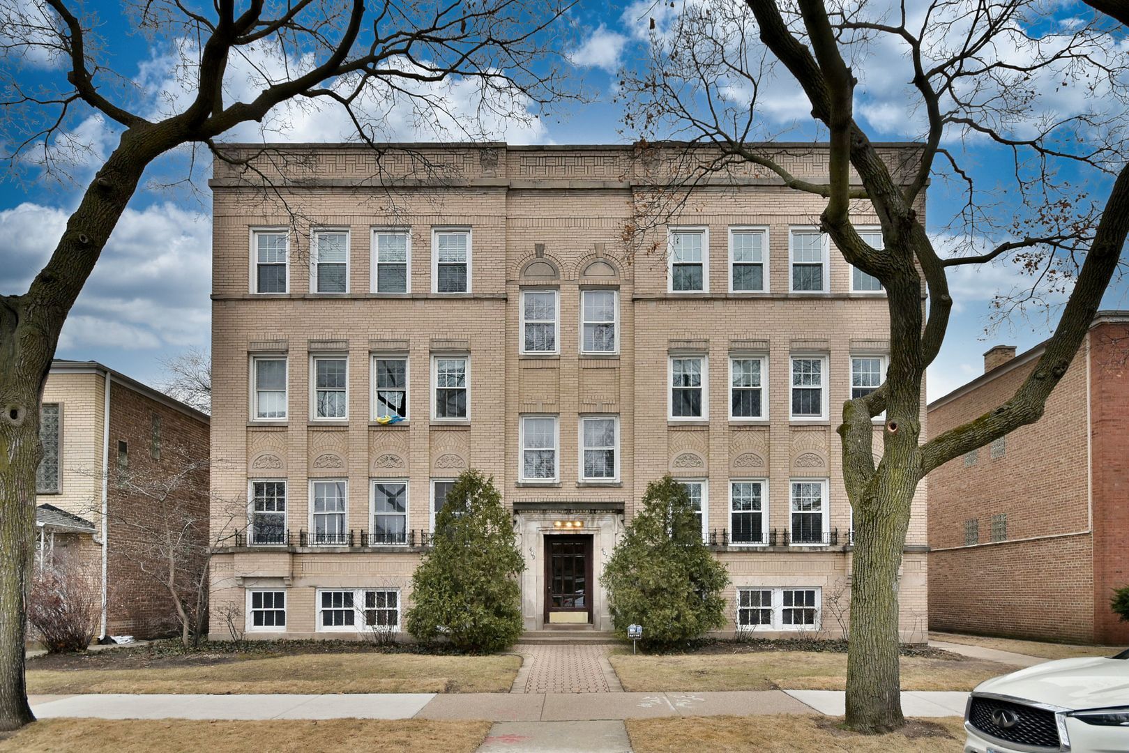 407 Custer Avenue #3S — Evanston, IL 60202