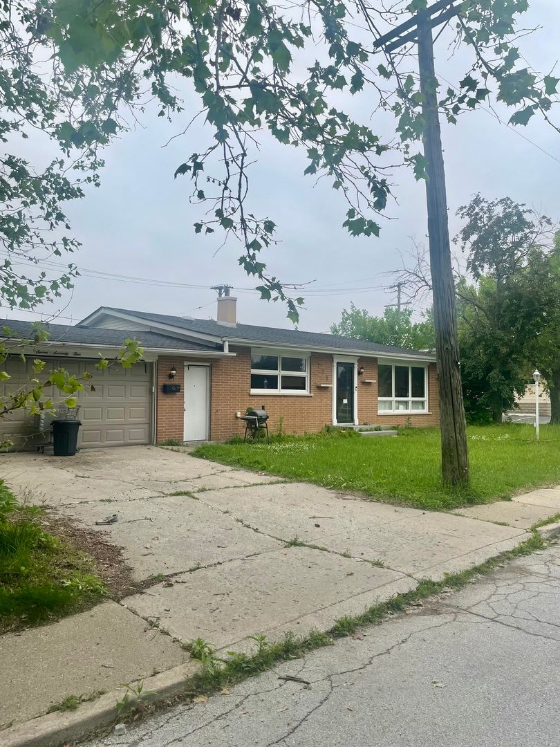 775 Greenbay Avenue, Calumet City, IL 60409