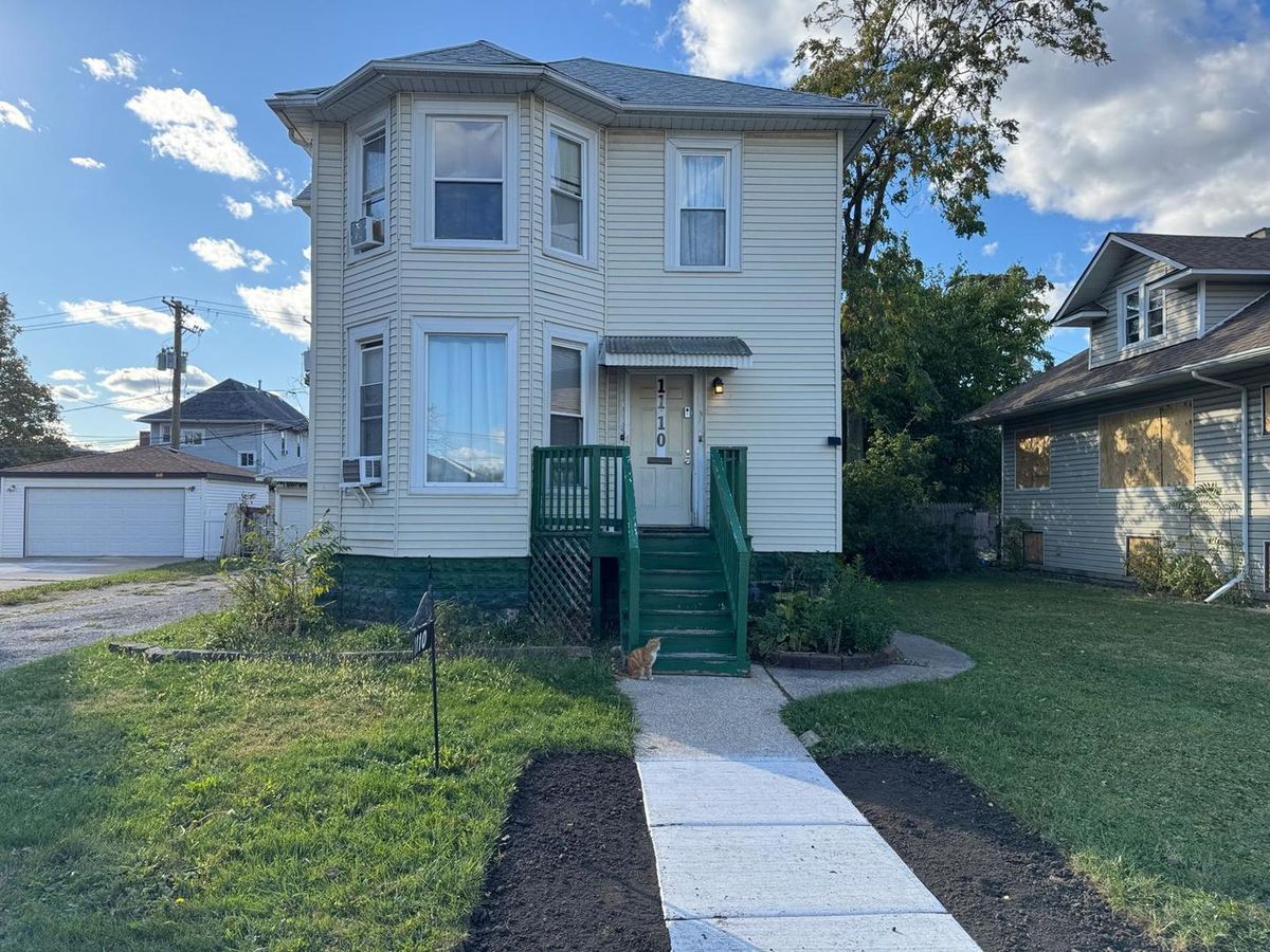 1110 4th Avenue, Maywood, IL 60153