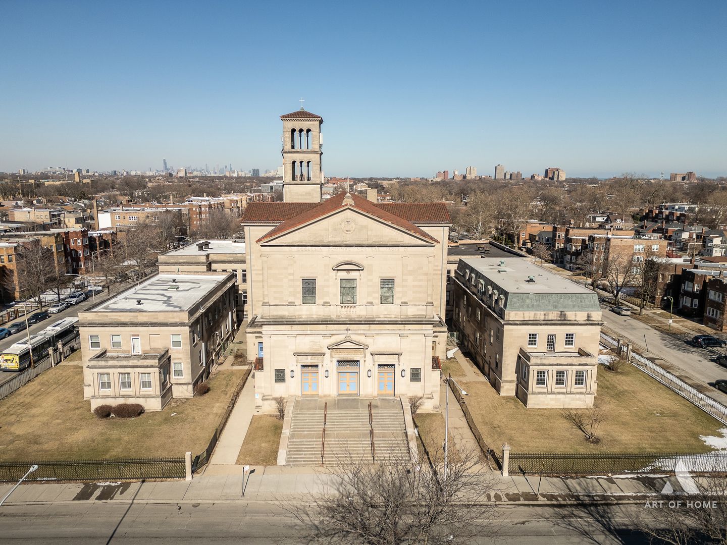 7851 S Jeffery Boulevard — Chicago, IL 60649