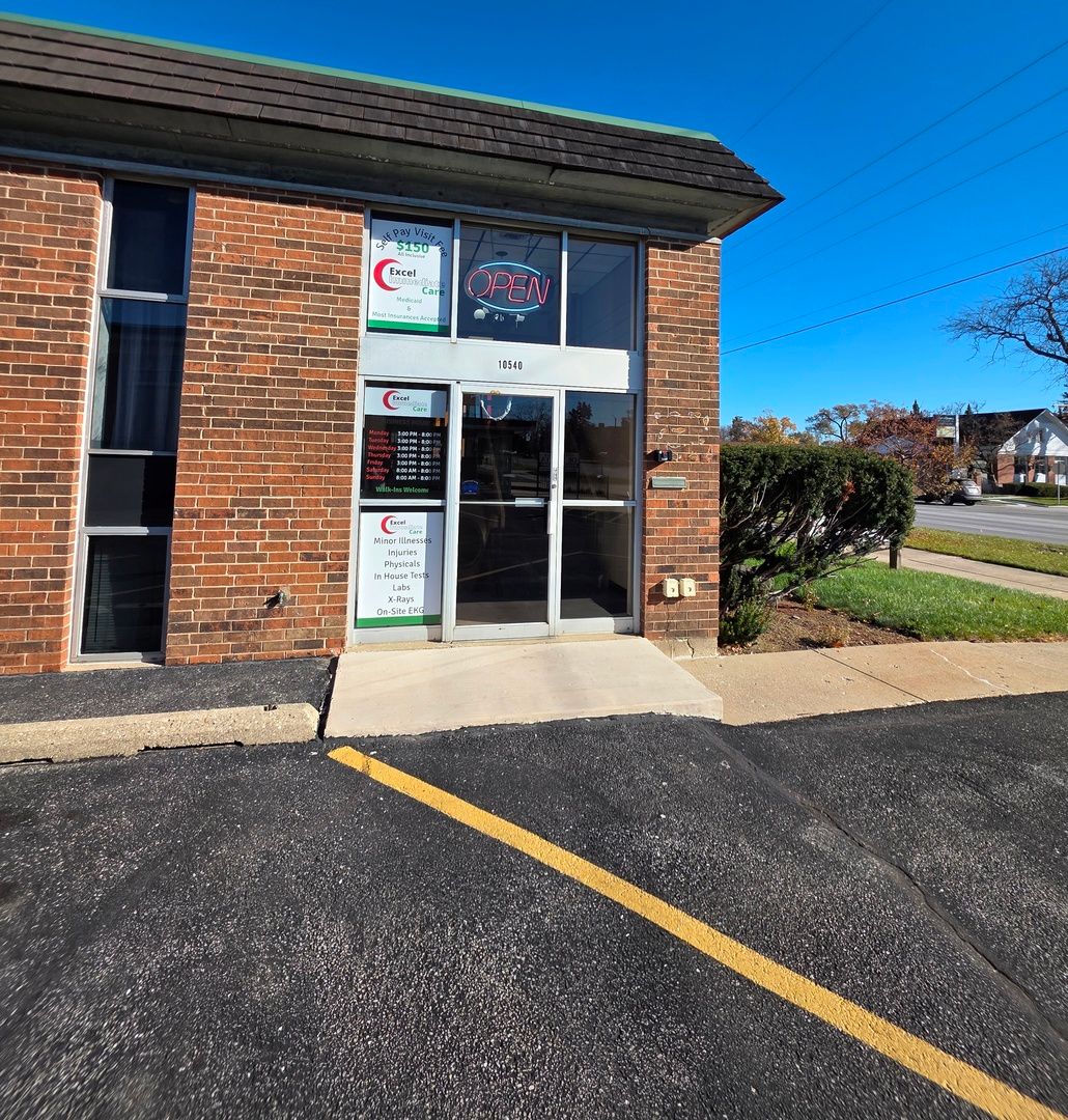 10540 W Cermak Road — Westchester, IL 60154