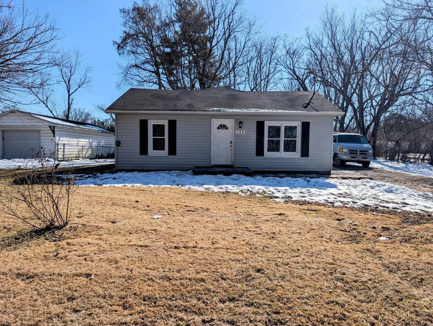 144 Water Tower Road — Makanda, IL 62958