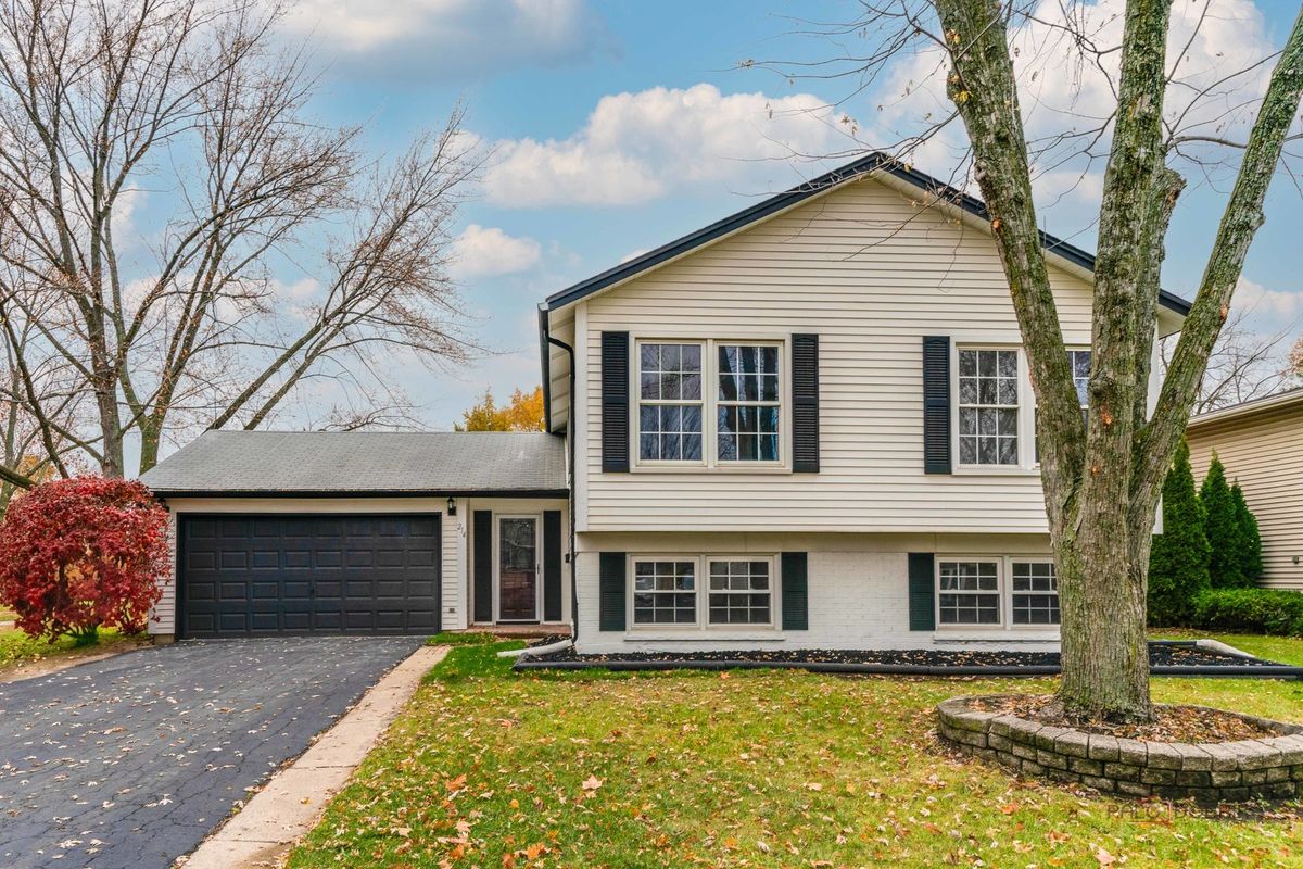 214 Hintz Road, Arlington Heights, IL 60004