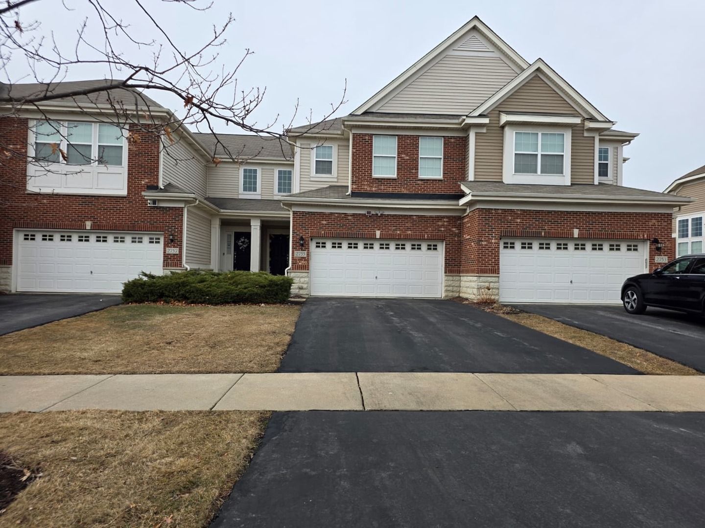 2755 Blakely Lane — Naperville, IL 60540