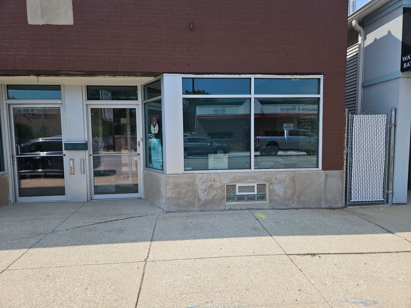 7003 W Higgins Avenue — Chicago, IL 60656