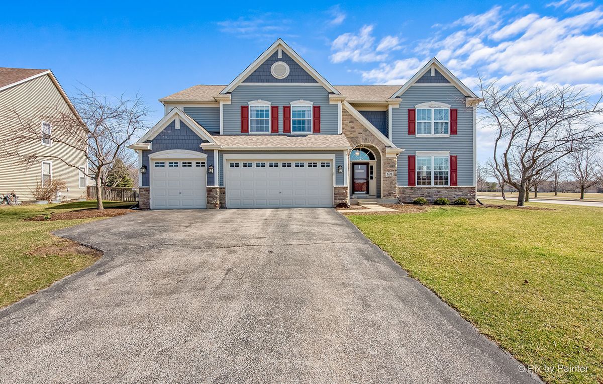 601 Meade Boulevard, North Aurora, IL 60542