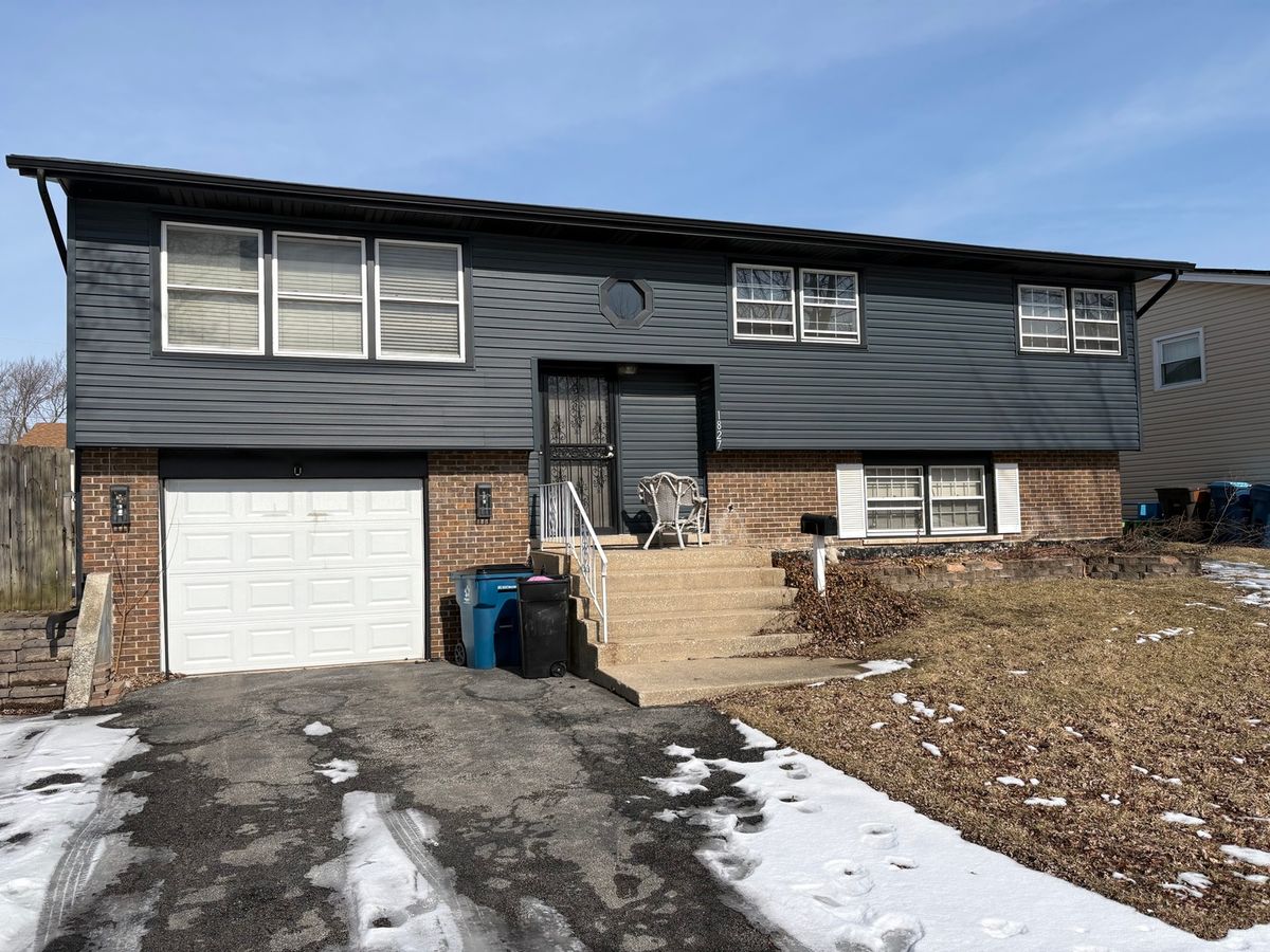1827 218th Place, Sauk Village, IL 60411