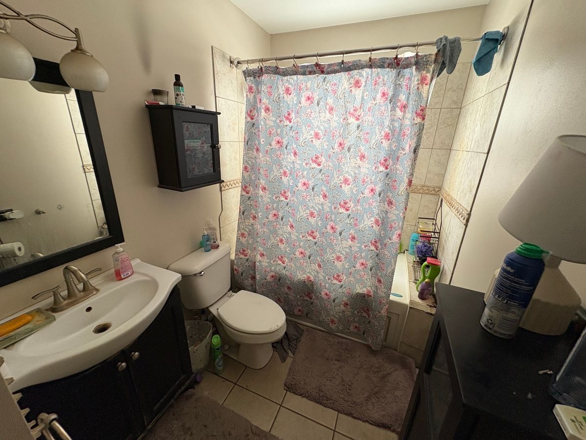 1827 218th Place, Sauk Village, IL 60411