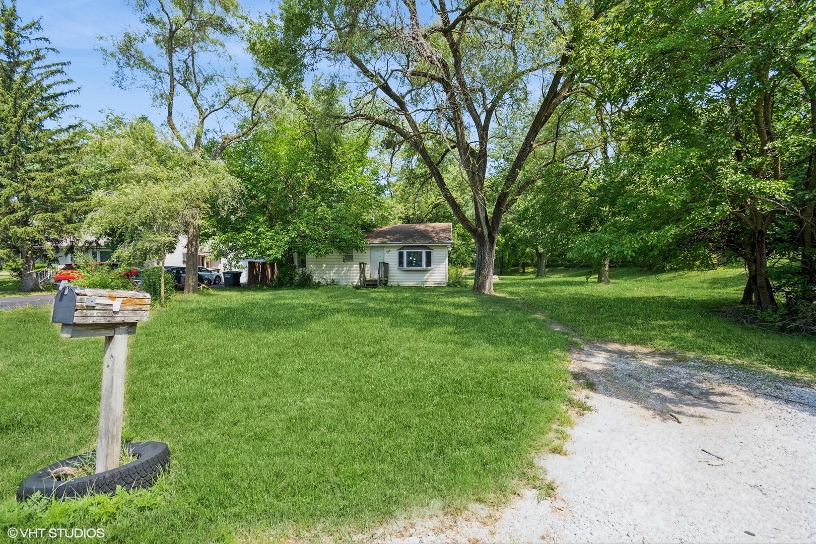 3636 172nd Street — Lansing, IL 60438