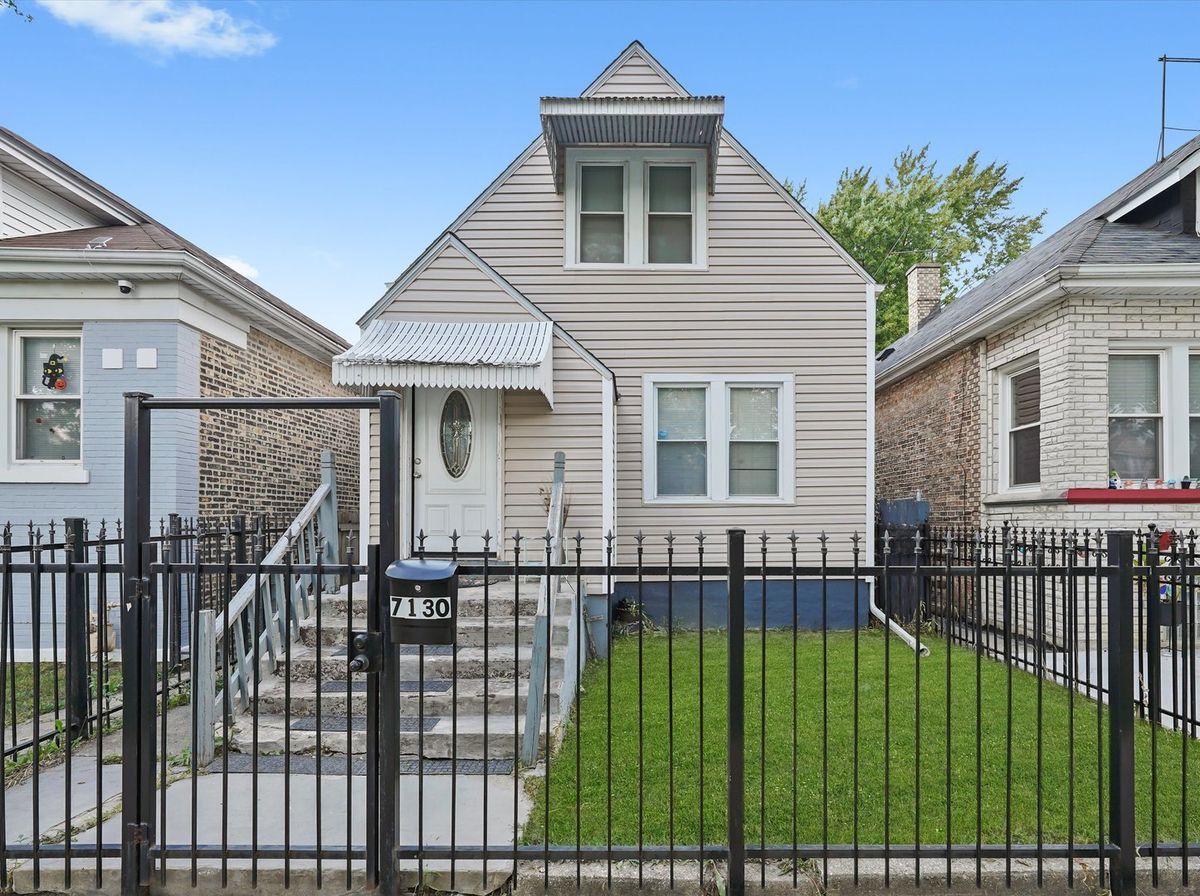 7130 Seeley Avenue, Chicago, IL 60636