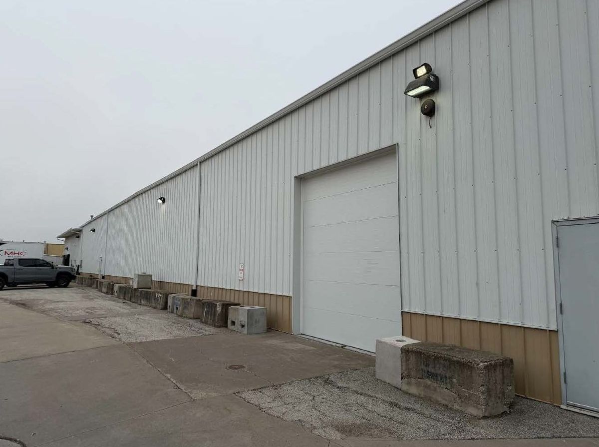 842 76th Street, Davenport, IA 52806