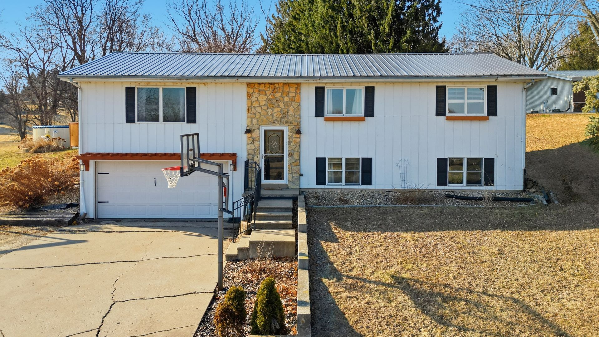 13831 Prairie Center Road — Morrison, IL 61270