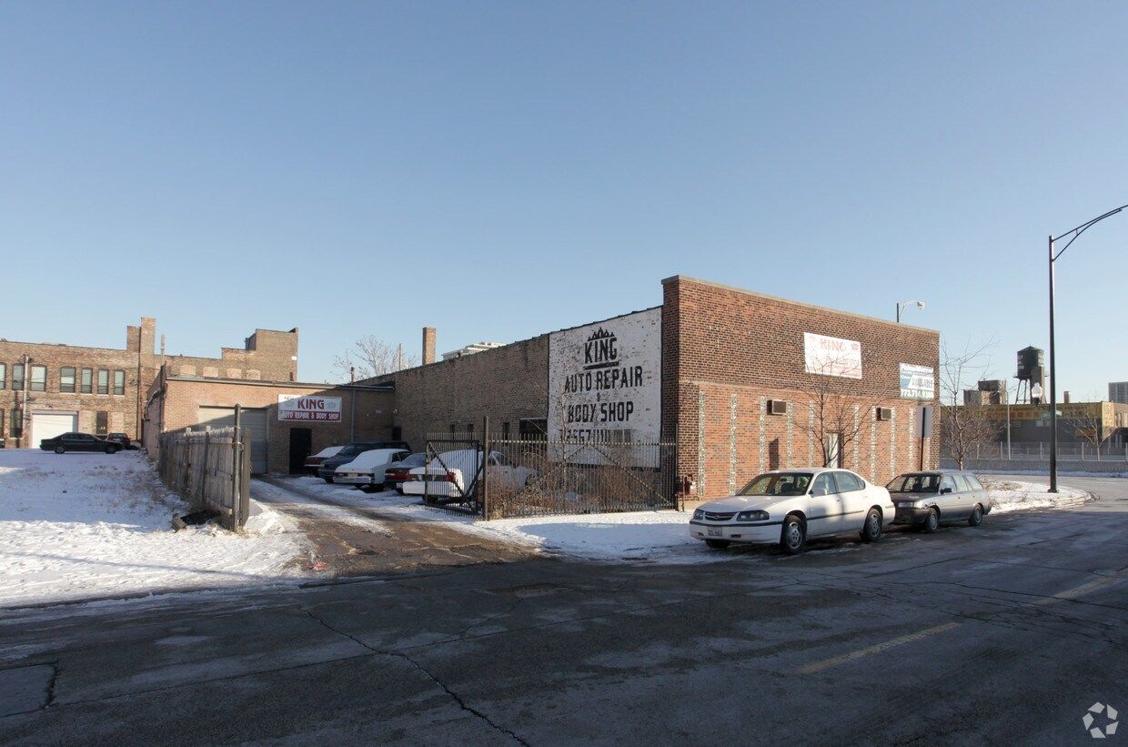 2421 S Wabash Avenue — Chicago, IL 60616