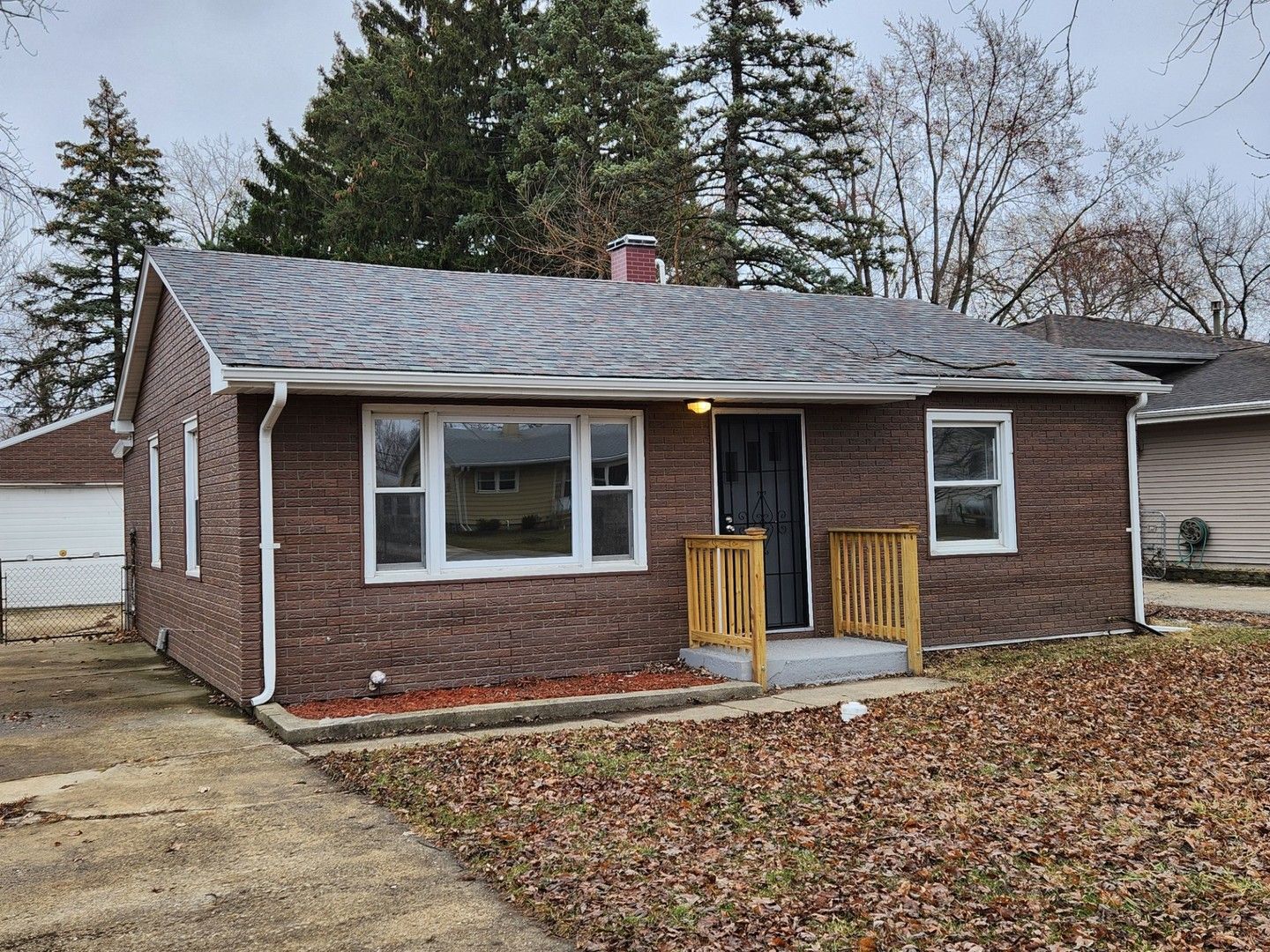 3811 N Park Street — Westmont, IL 60559