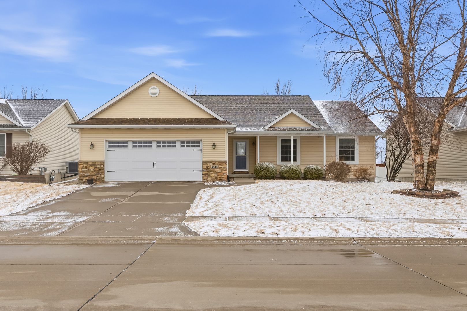 4514 Sapphire Lane — Bettendorf, IA 52722