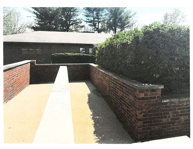 1515 W Walnut Street #9, Jacksonville, IL 62650