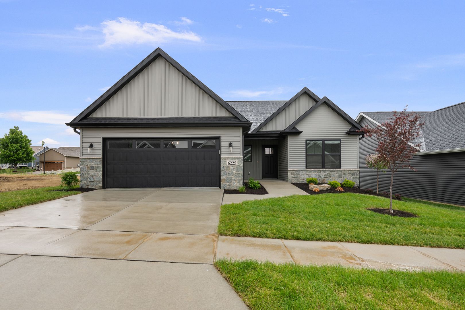 6225 College Avenue — Davenport, IA 52807