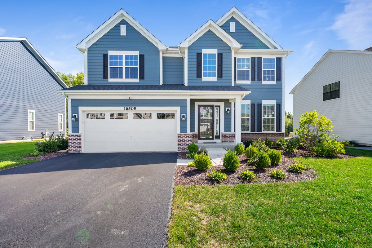 16509 Sun Meadow Drive, Lockport, IL 60441