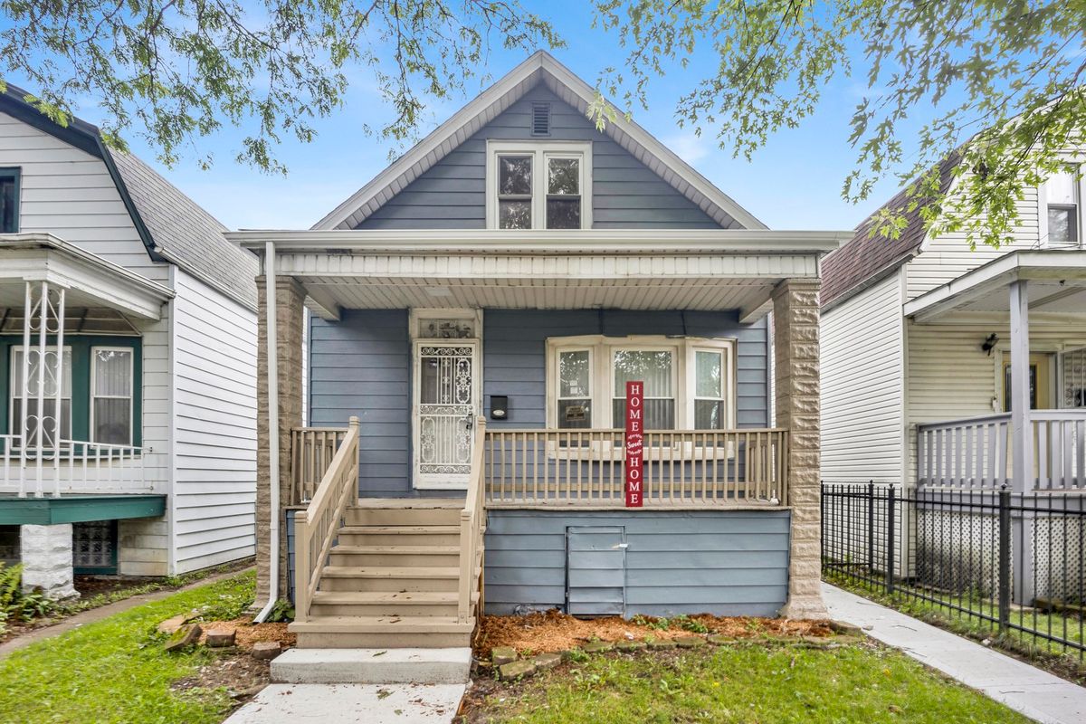 7825 Ingleside Avenue, Chicago, IL 60619