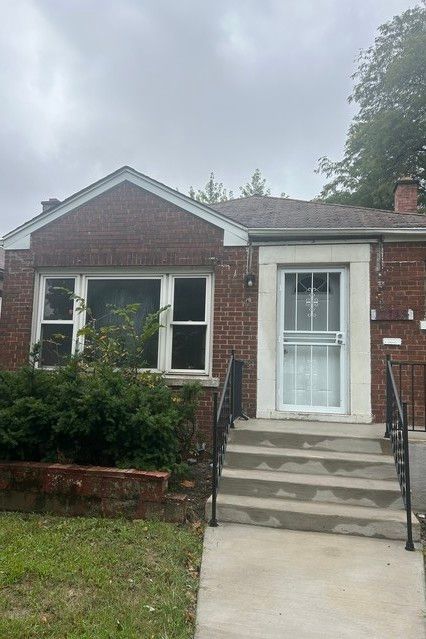 12748 LOWE Street, Chicago, IL 60638