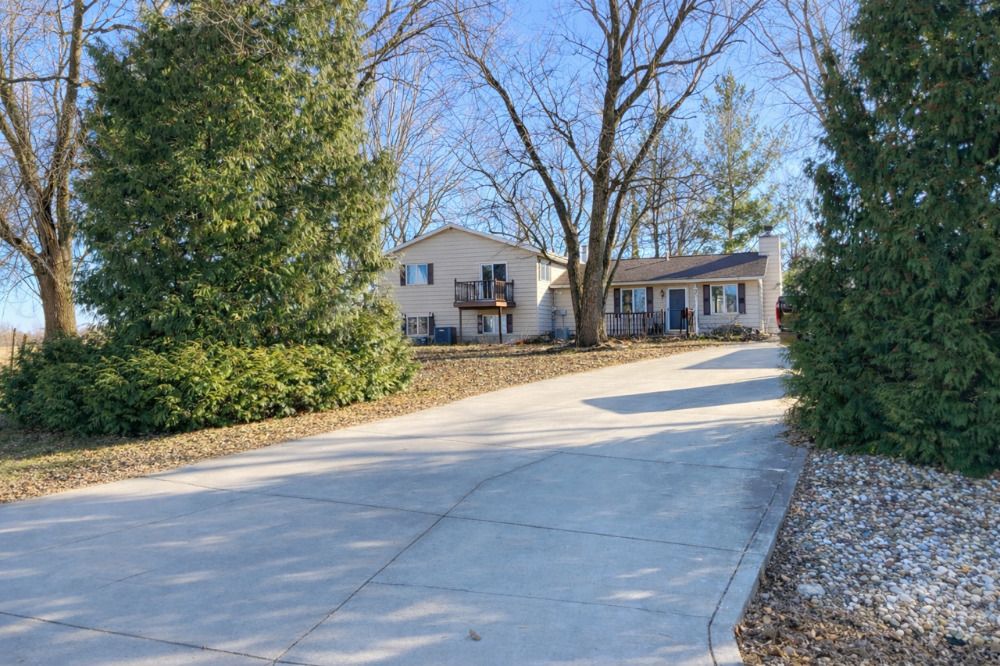 602 N 29th Road — Lasalle, IL 61301