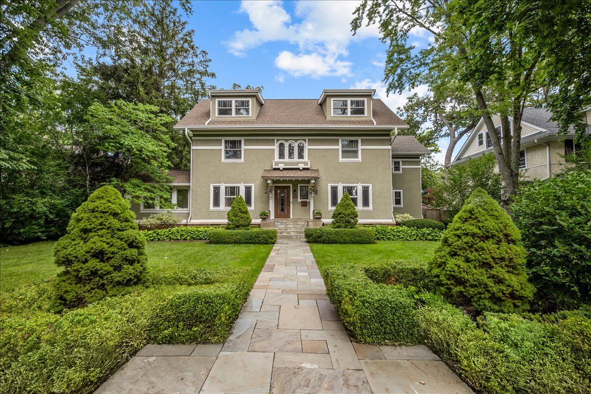 412 Central Avenue — Wilmette, IL 60091