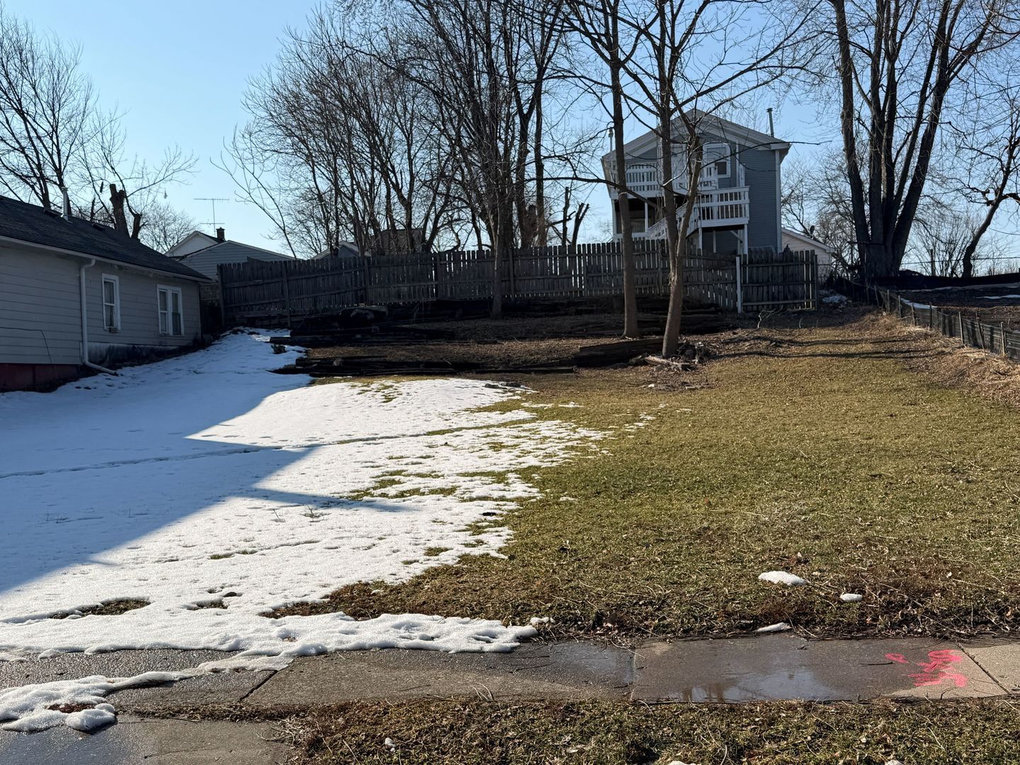 312 Oak Street — Waukegan, IL 60085