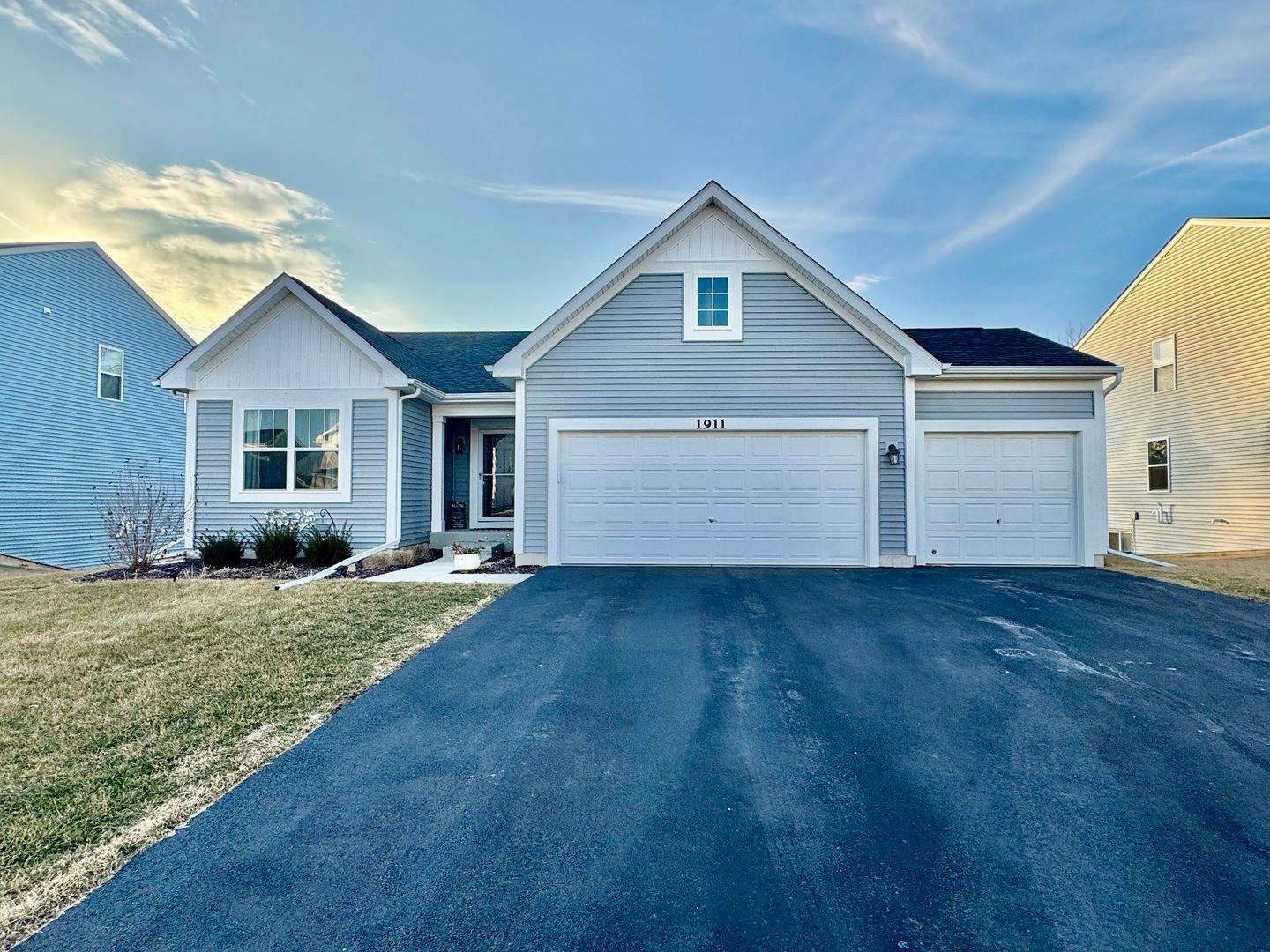 1911 Pauline Place — Plano, IL 60545