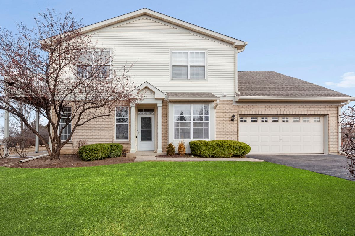 2666 Loren Court, Algonquin, IL 60102