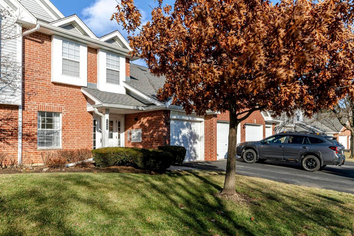 1408 Crane Street, Arlington Heights, IL 60004