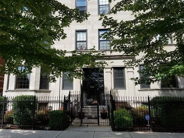 4926 Indiana Avenue, Chicago, IL 60615
