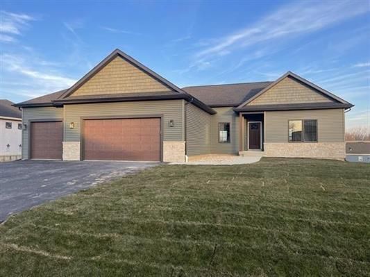 14168 Prairie Commons Lane — South Beloit, IL 61080