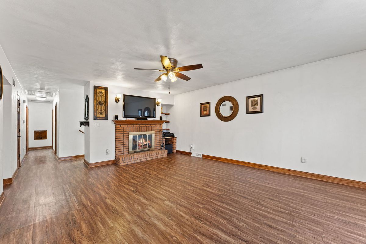 110 Andrea Court, Cleveland, IL 61241