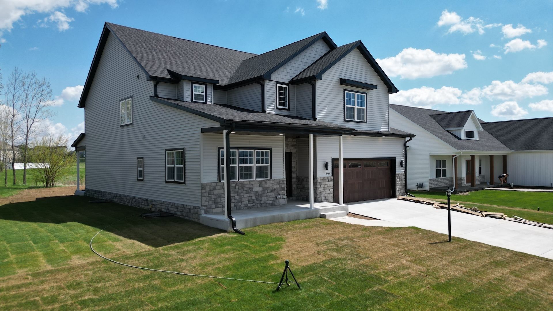 1306 Roberto Road — Mahomet, IL 61853
