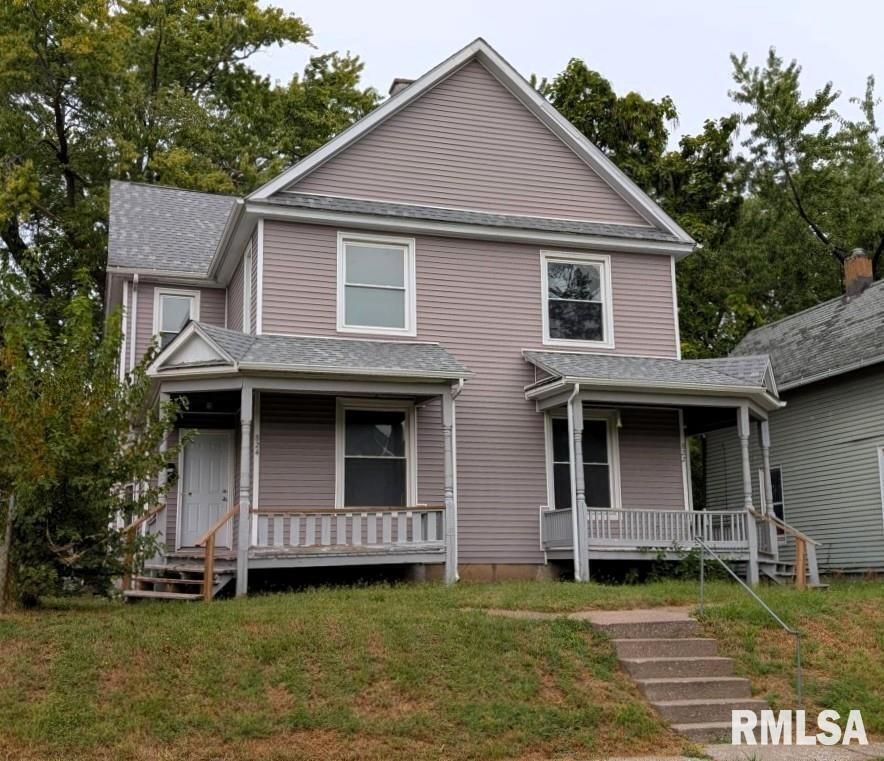 824 W 14TH Street — Davenport, IA 52804