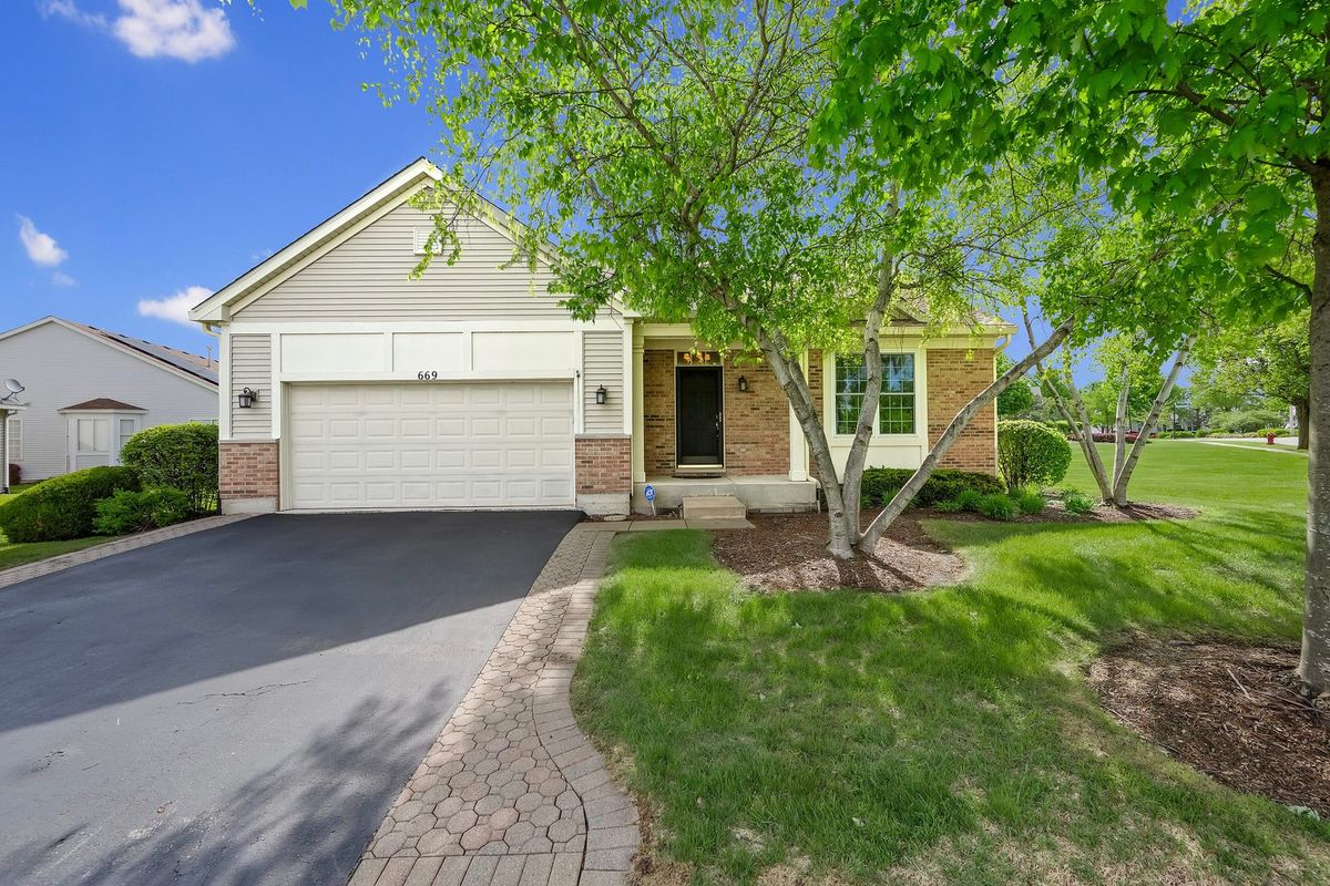 669 Saugatuk Circle, Romeoville, IL 60446