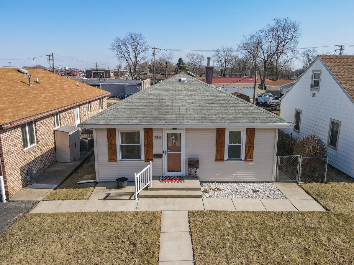 284 Clinton Avenue, Bradley, IL 60915
