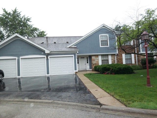 314 Wildberry Court #A2 — Schaumburg, IL 60193