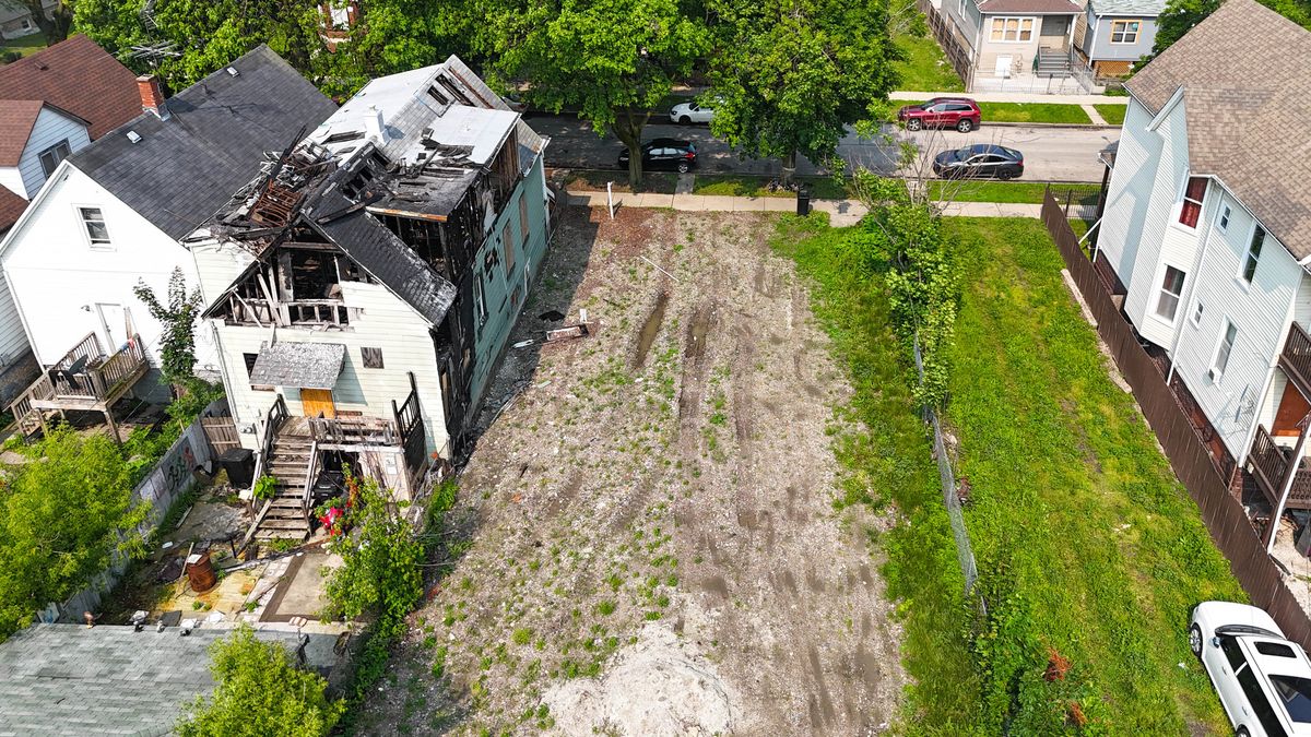 5935 Carpenter Street, Chicago, IL 60621