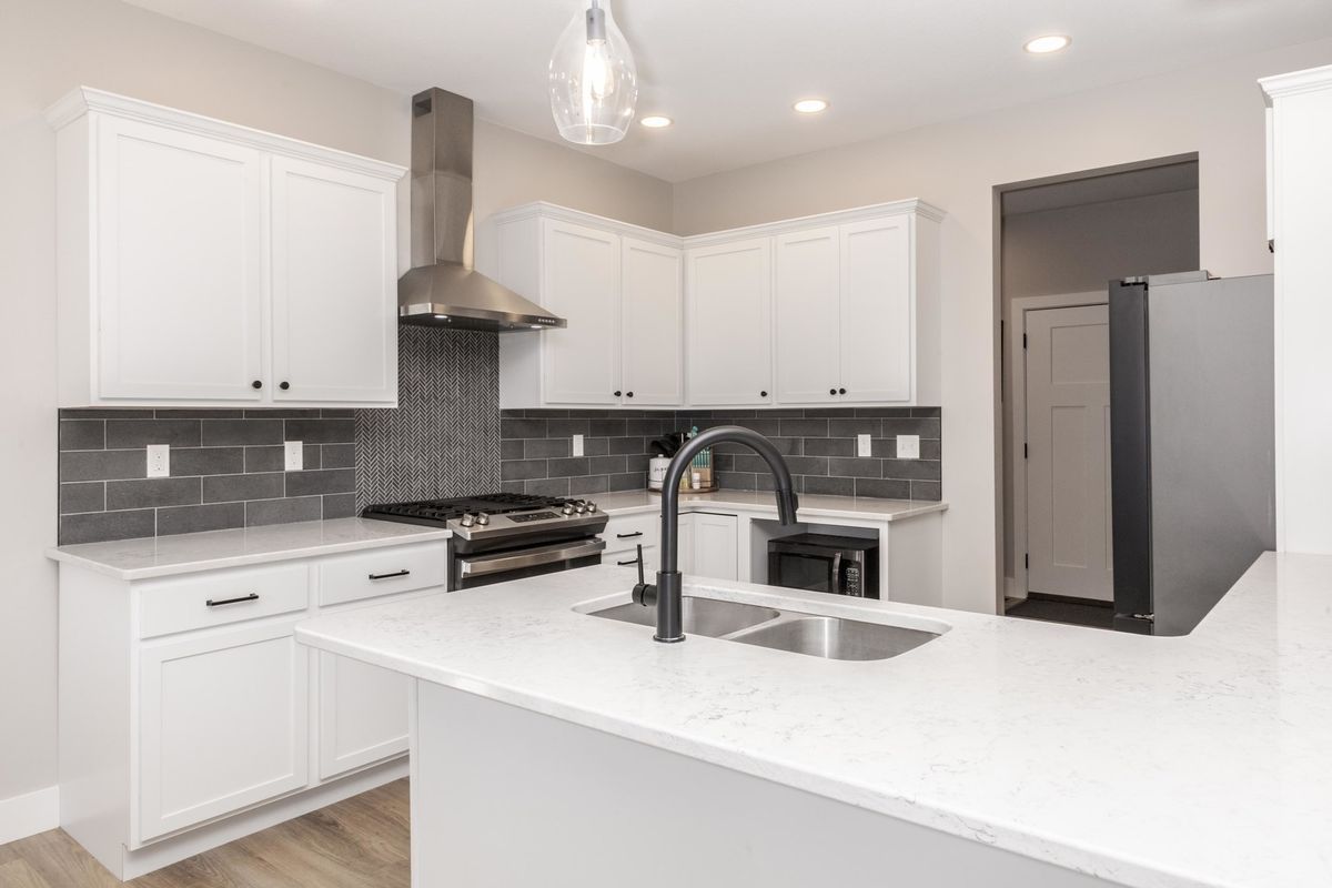 401 B Jenny Lane, Heyworth, IL 61745