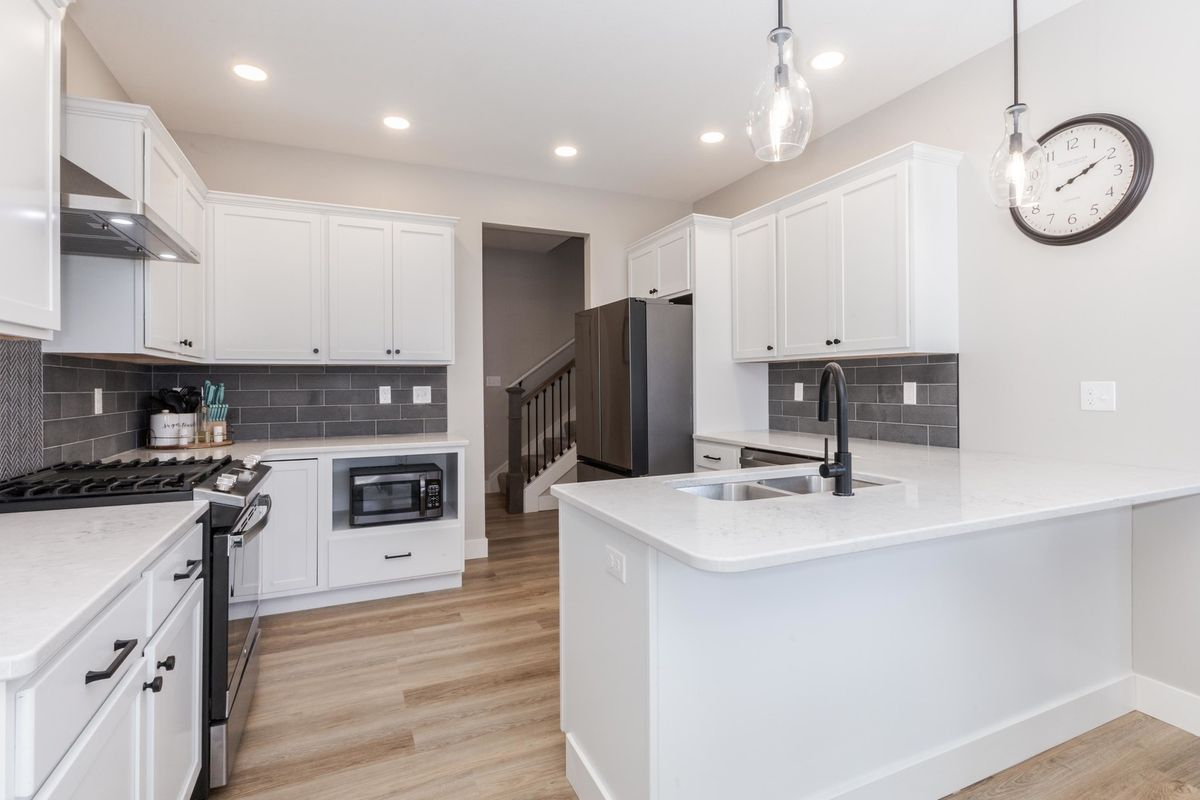 401 B Jenny Lane, Heyworth, IL 61745