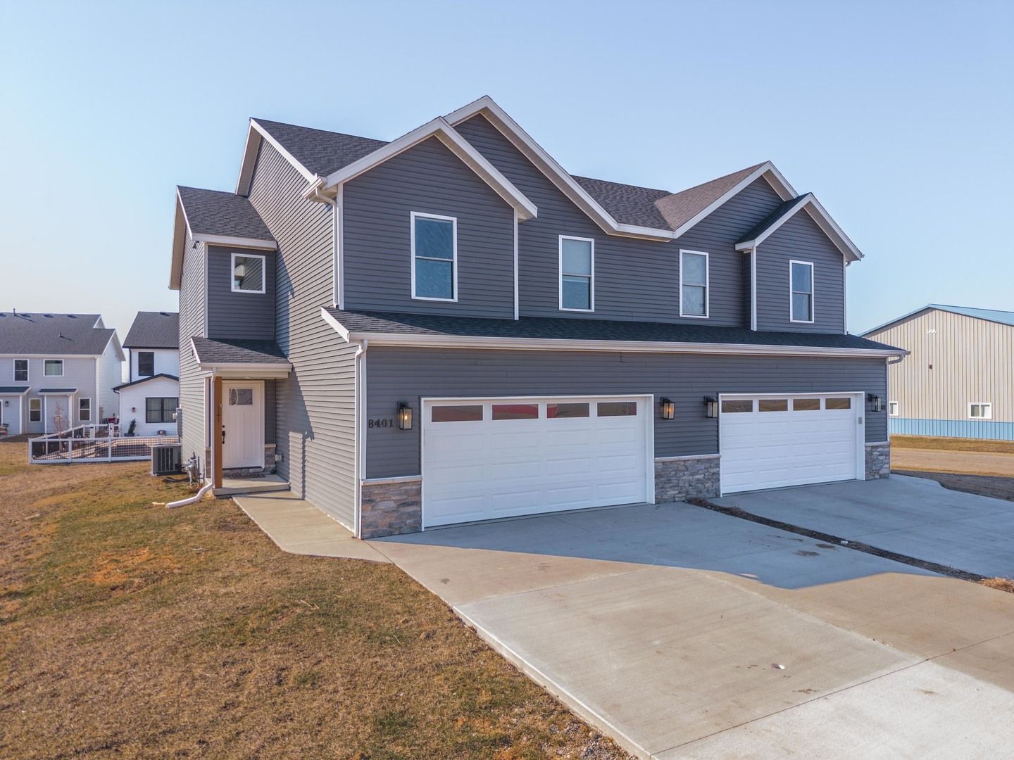 401 B Jenny Lane — Heyworth, IL 61745