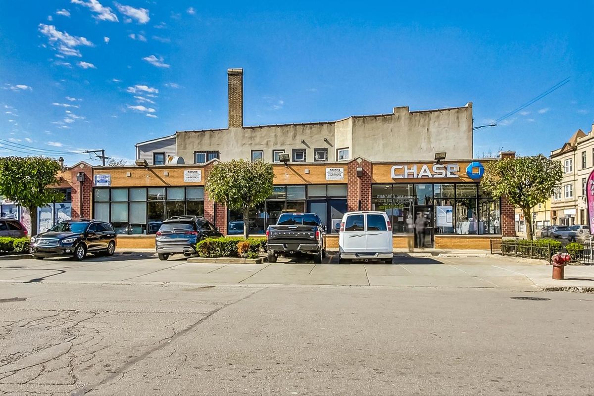 3101 Cermak Road, Chicago, IL 60623