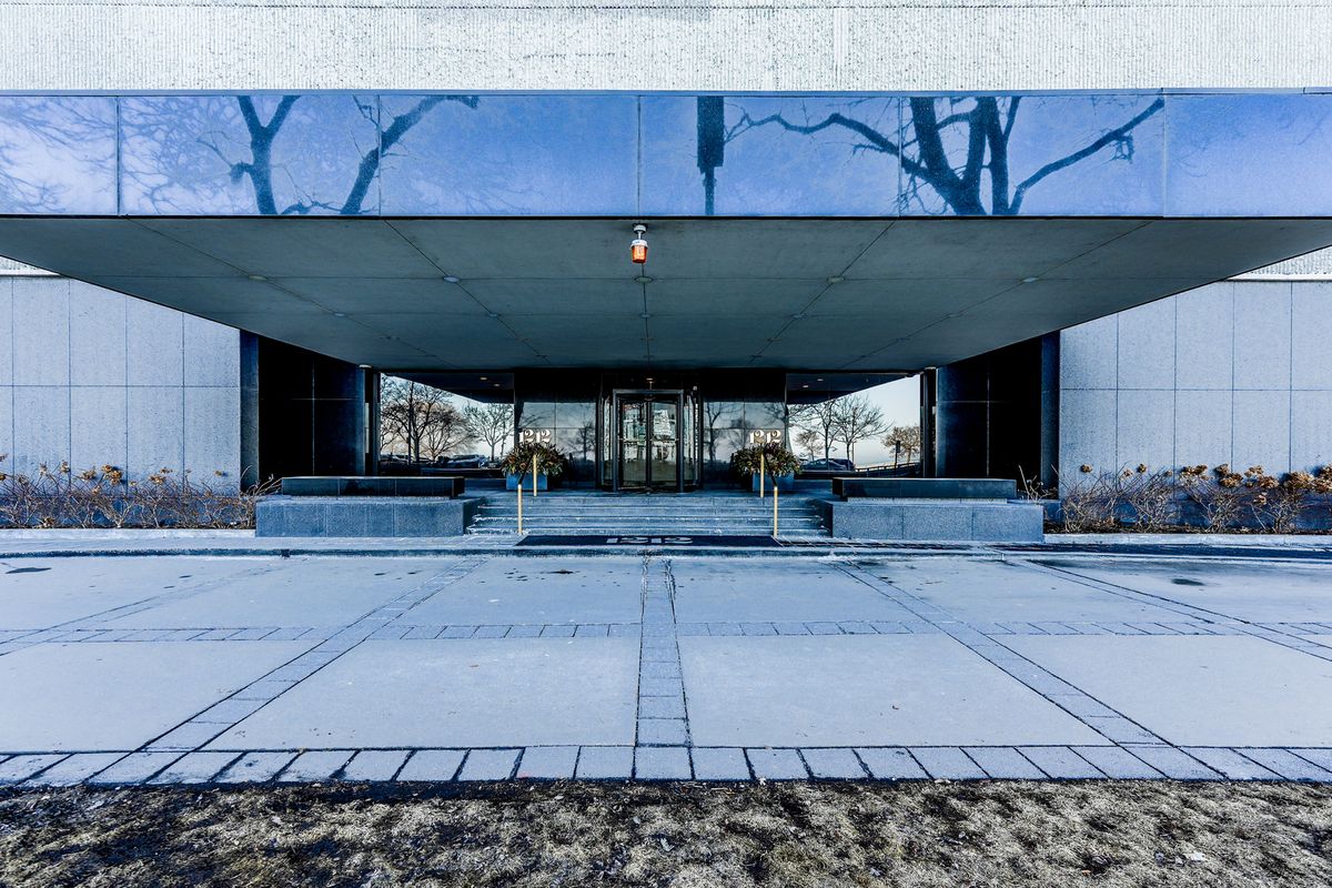 1212 Lake Shore Drive, Chicago, IL 60610