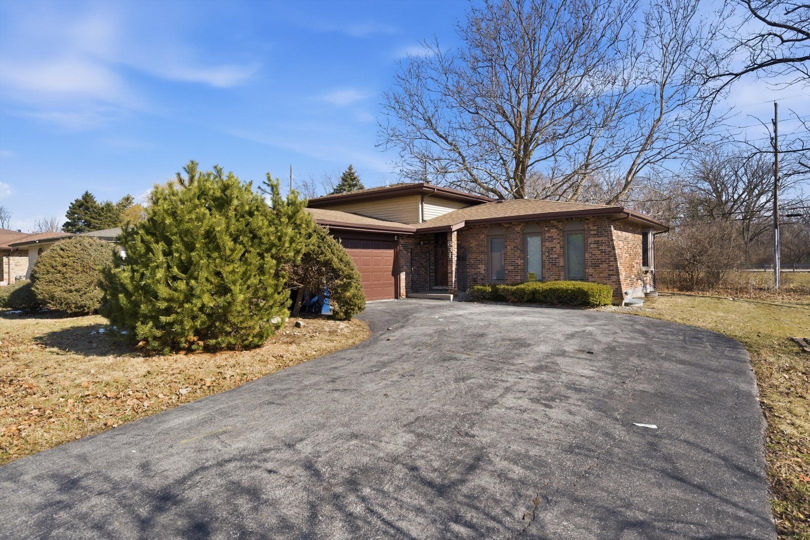 831 Violet Lane — Matteson, IL 60443