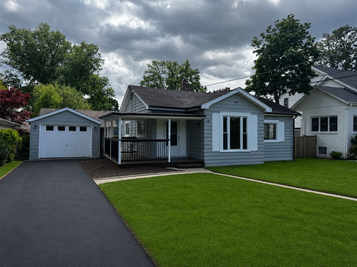 722 Indiana Street, Wheaton, IL 60187